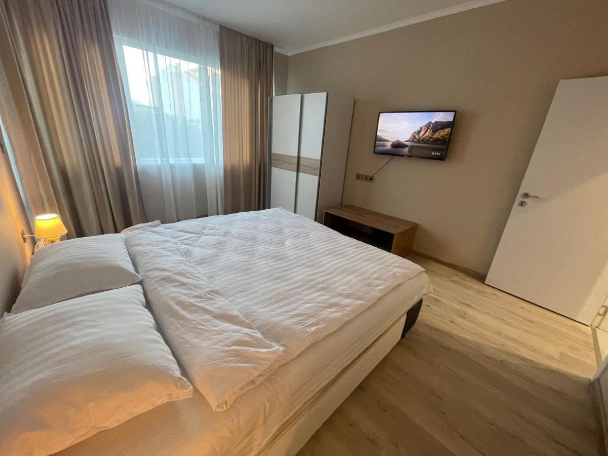 City Center Apartment 2 Варна Екстериор снимка
